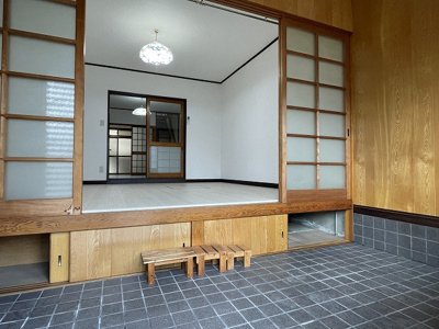 【玄関】 | 城南町4丁目貸家