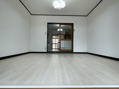 【居間・リビング】 | 城南町4丁目貸家