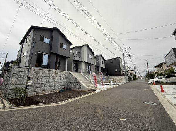 藤沢市大庭新築戸建て　7期1号棟の前面道路含む現地写真|前面道路含む現地写真です