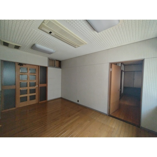 岐阜市柳ケ瀬通３丁目のアパートの内装