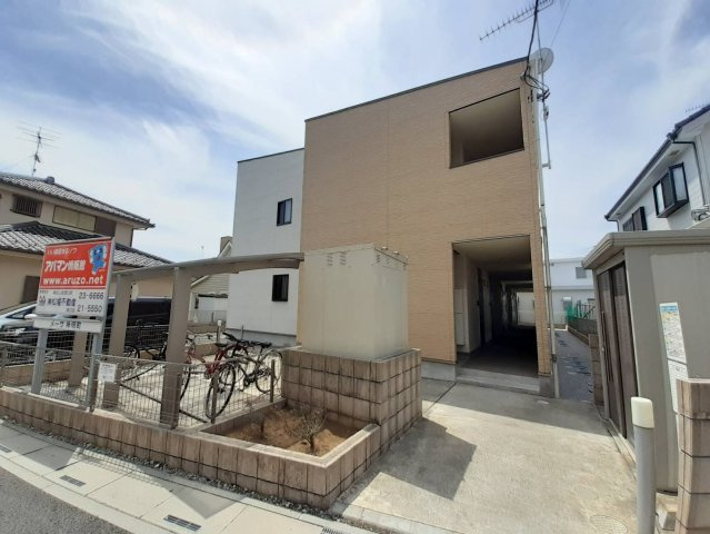 メーサ神明町の外観