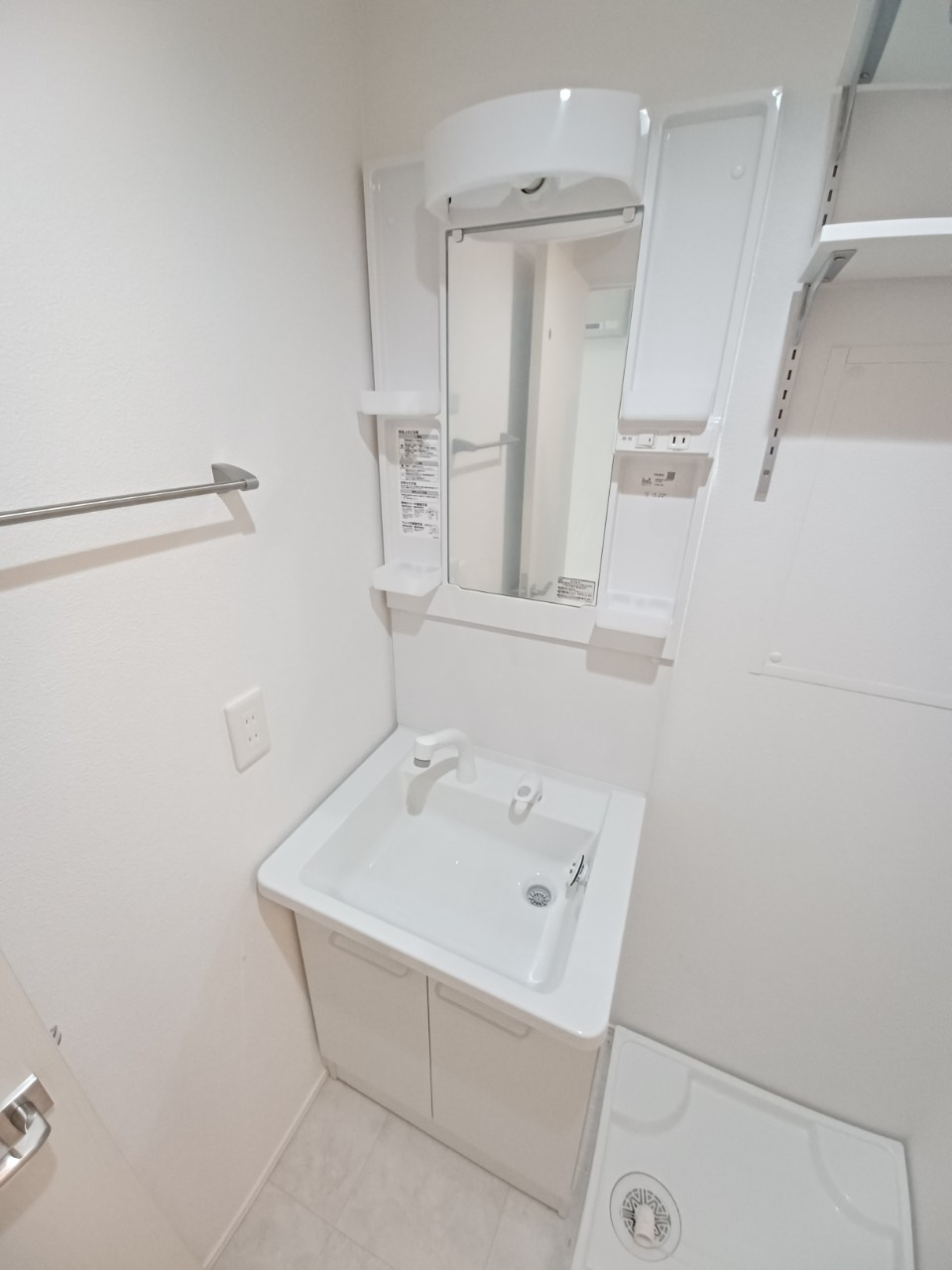 リューデ・ラセンブルFHの独立洗面台