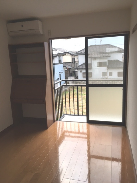 あるゾウパレス本町の洋室