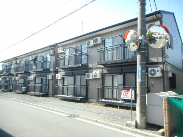 あるゾウパレス本町の外観