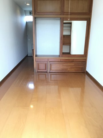 あるゾウパレス本町の寝室