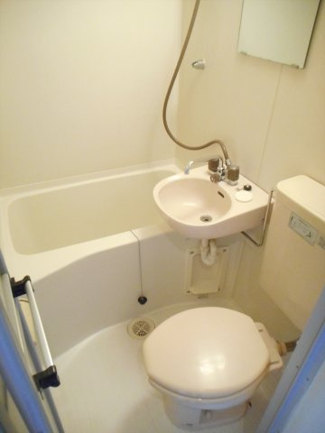 あるゾウパレス富士見の浴室