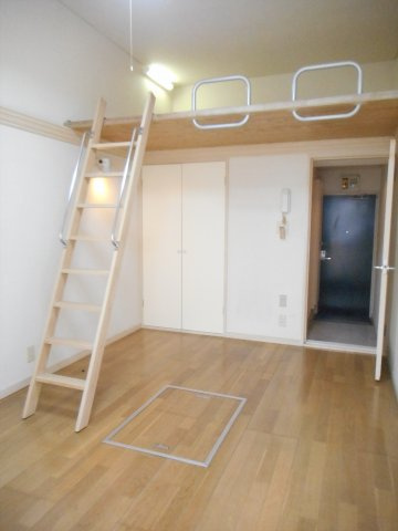 あるゾウパレス富士見の居間・リビング