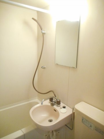 あるゾウパレス富士見の浴室