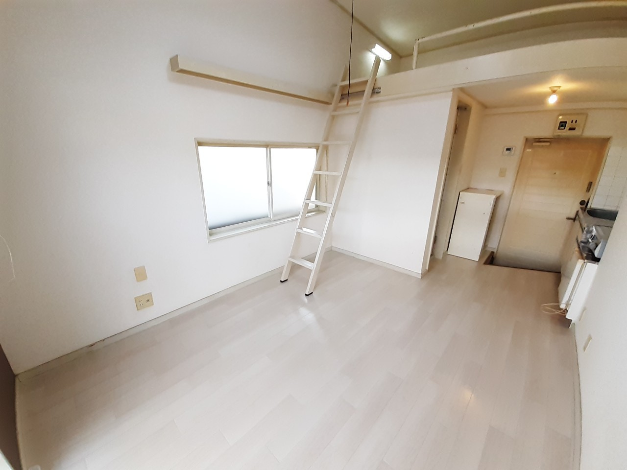 あるゾウパレス神明町の寝室