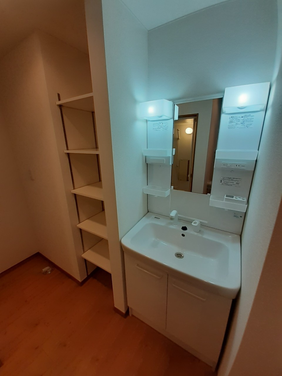 ワイズカーサの独立洗面台