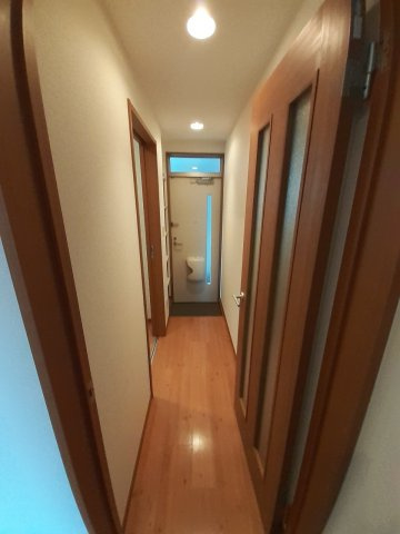 ワイズカーサの内装