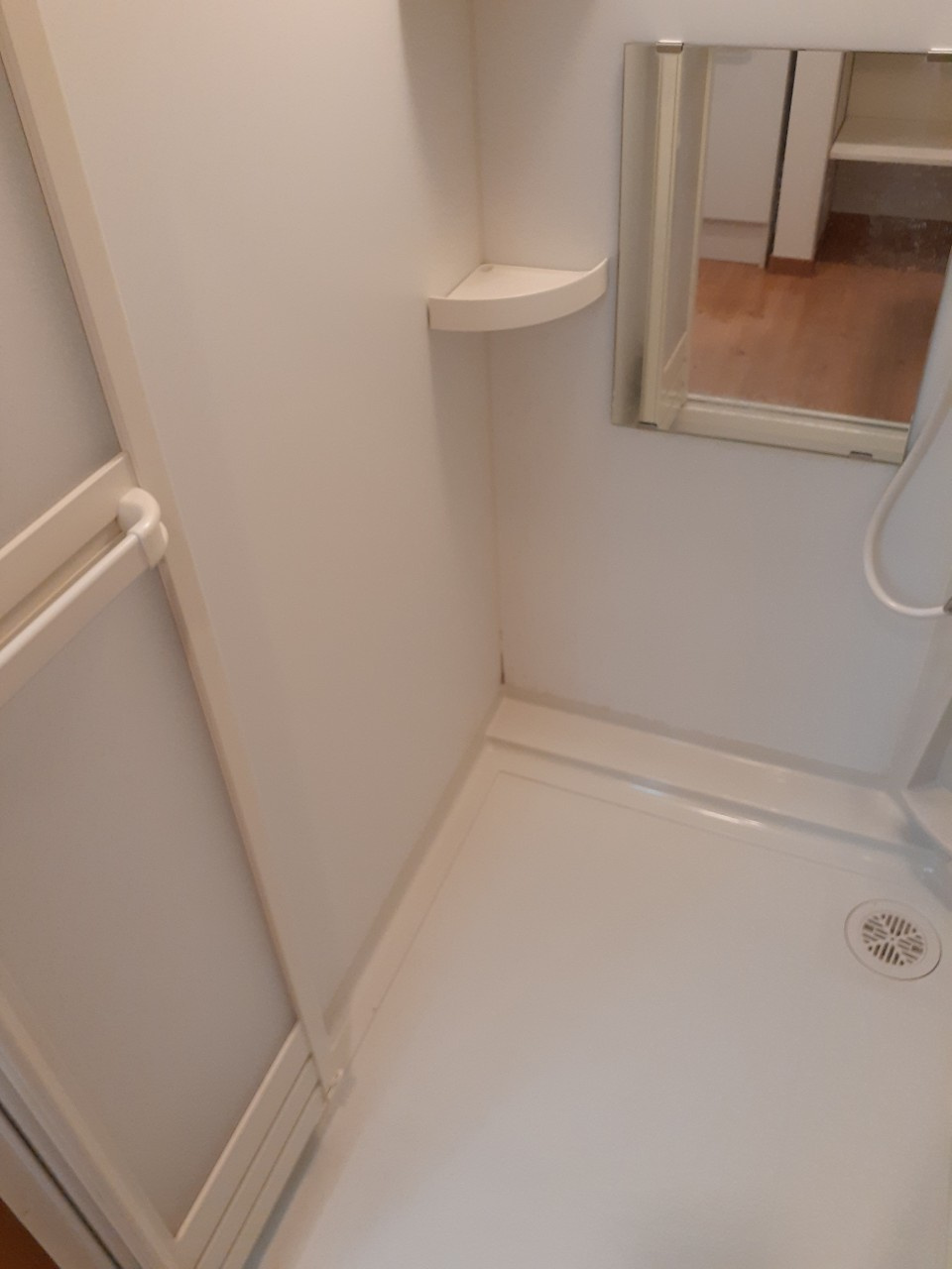 ワイズカーサの浴室