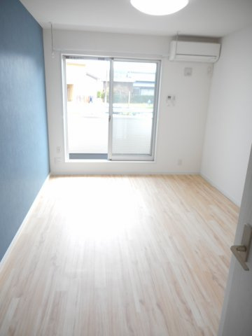 アルメゾン小川町の居間・リビング