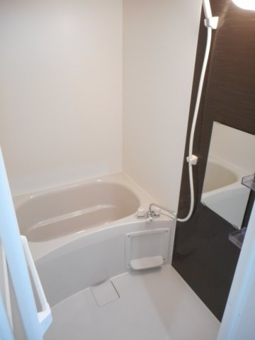 アルメゾン小川町の浴室