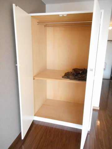 アルムクイーン箭弓町の収納