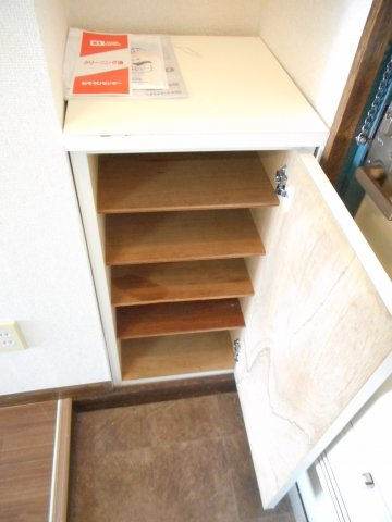 アルムクイーン箭弓町の収納