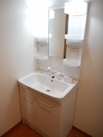 アルベージュの独立洗面台