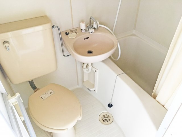 アリス川越の浴室