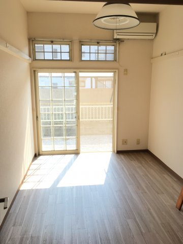 アリス川越の居間・リビング