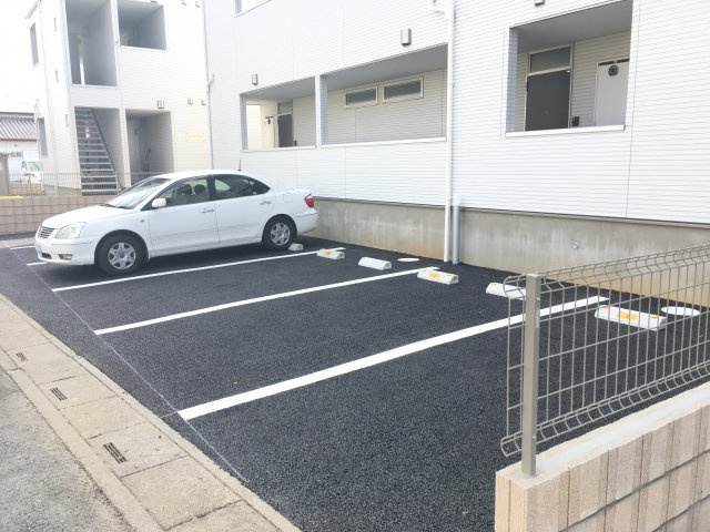 ウィクトーリアの駐車場
