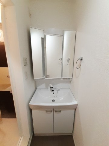 アロームの独立洗面台