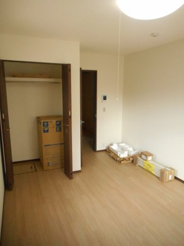 アルメゾン鳩山小用の寝室