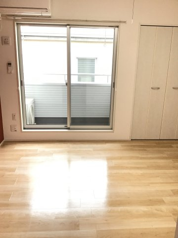 アルチザンの居間・リビング