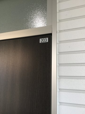 アルチザンの玄関