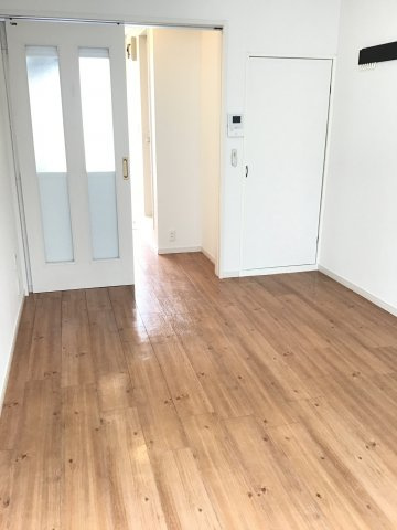 あるゾウパレス六反町の洋室