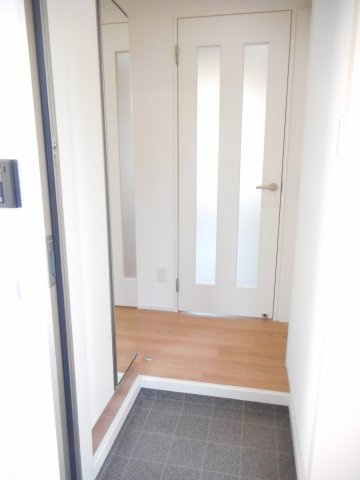 エライアの玄関