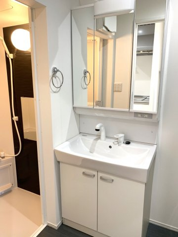 エマーブルの独立洗面台