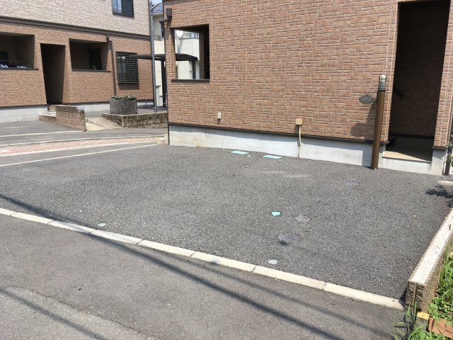 エスポワールS棟の駐車場