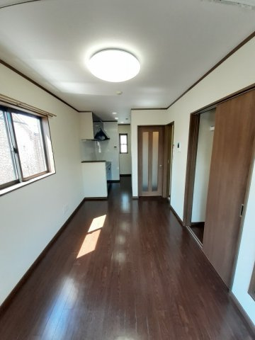 エスポワールＮ棟の居間・リビング