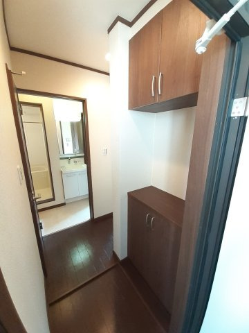 エスポワールＮ棟の玄関