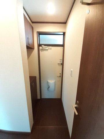 エスポワールＮ棟の玄関