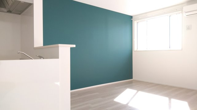 ウェルデンス熊谷Bの居間・リビング