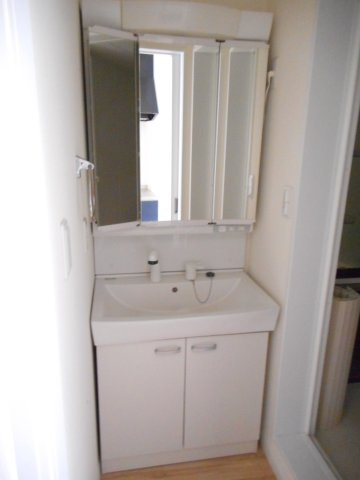 ヴィラージュの独立洗面台