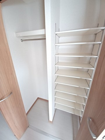 グランディール六軒町の収納