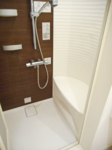 グラシアスの浴室|シャワールーム