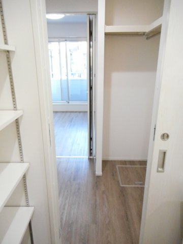 カリヨンの収納