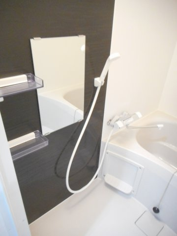 エマーブルⅡの浴室