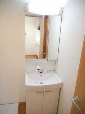 エバレットの独立洗面台