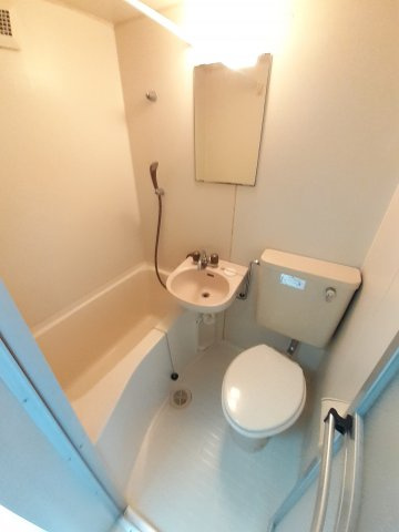 シティパレス清水町Ⅱの浴室