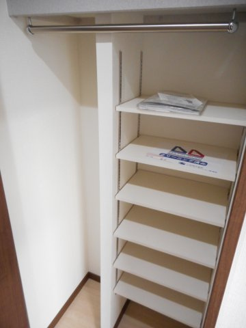 コンフォルティ御茶山の収納