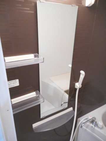 コンフォルティ御茶山の浴室