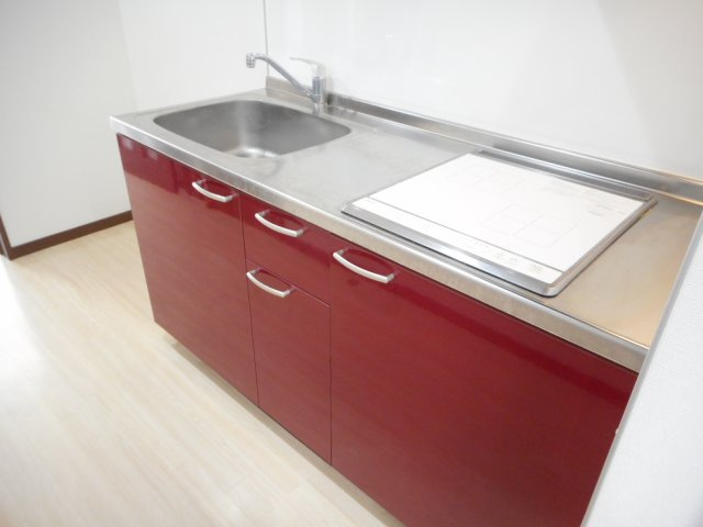 コンフォルティ御茶山のキッチン