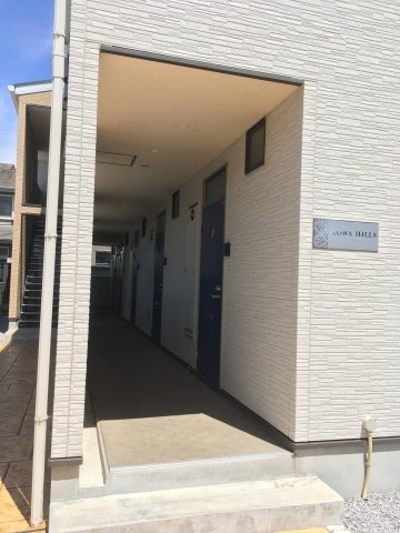 コーワヒルズのエントランス