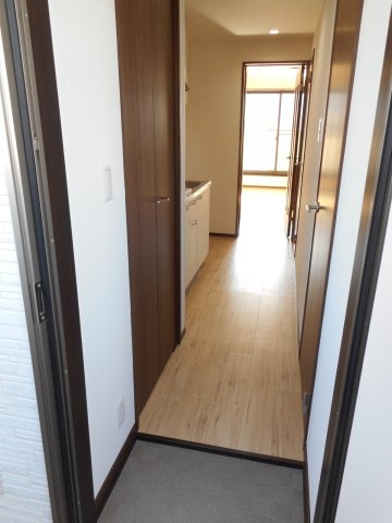 コーワヒルズの玄関