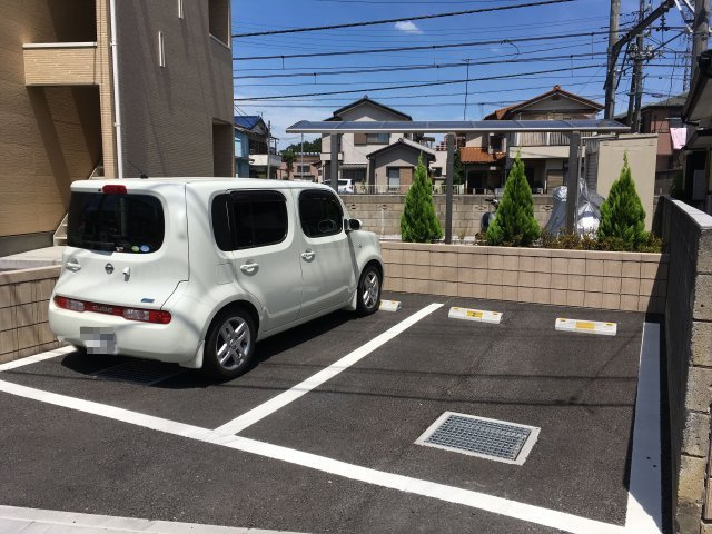 スキエンティアの駐車場