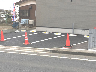 シルフィードの駐車場